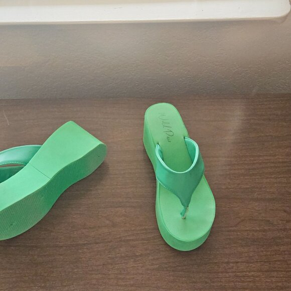 Wild Pair Naomi Platform Flip Flop Sandals Size 11 - Picture 11 of 15